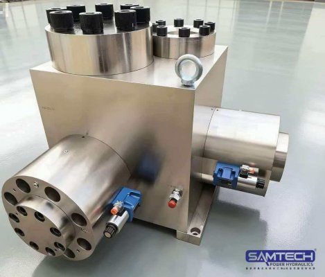 ������װ������